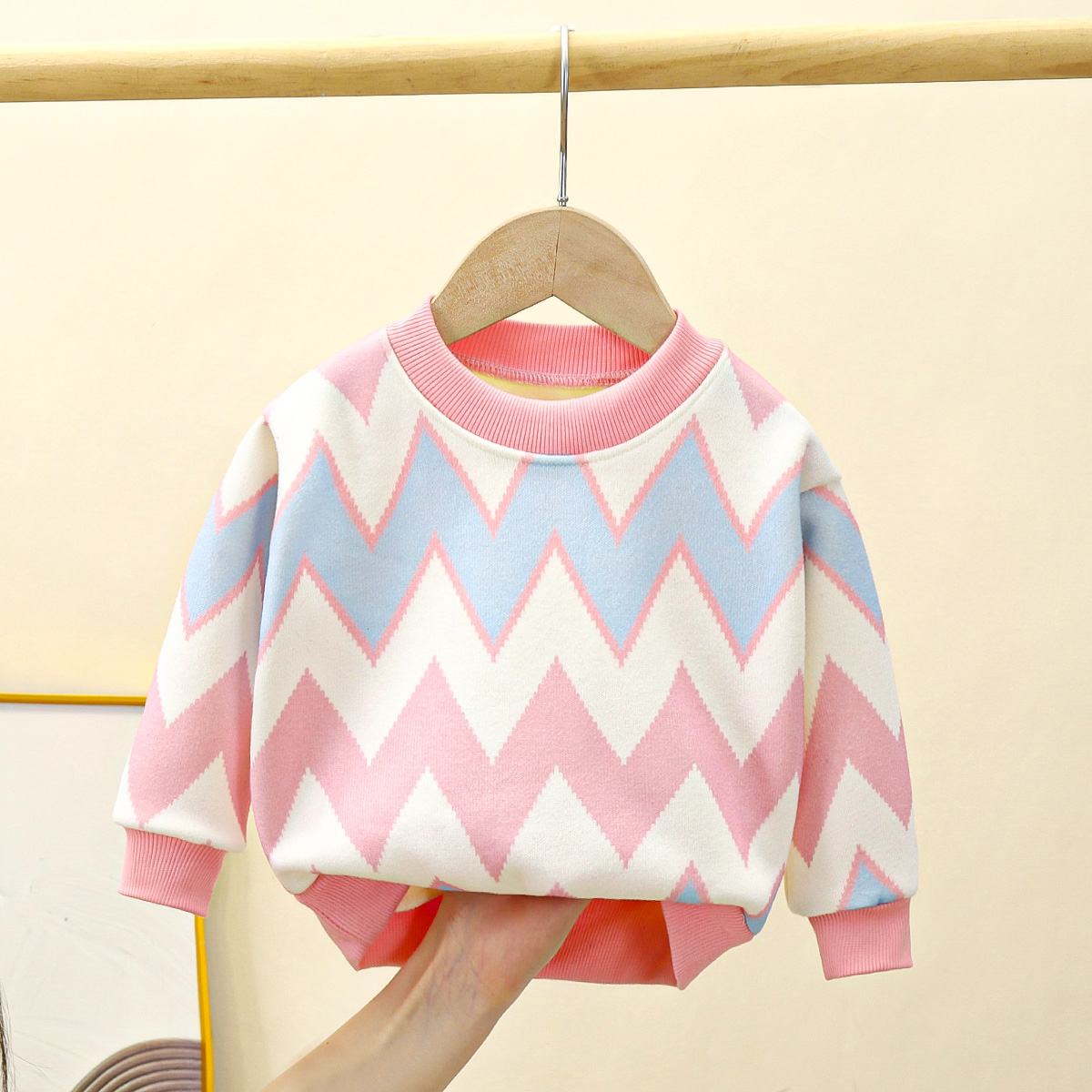 儿童针织加绒卫衣休闲舒适洋气圆领男女童套头加绒卫衣