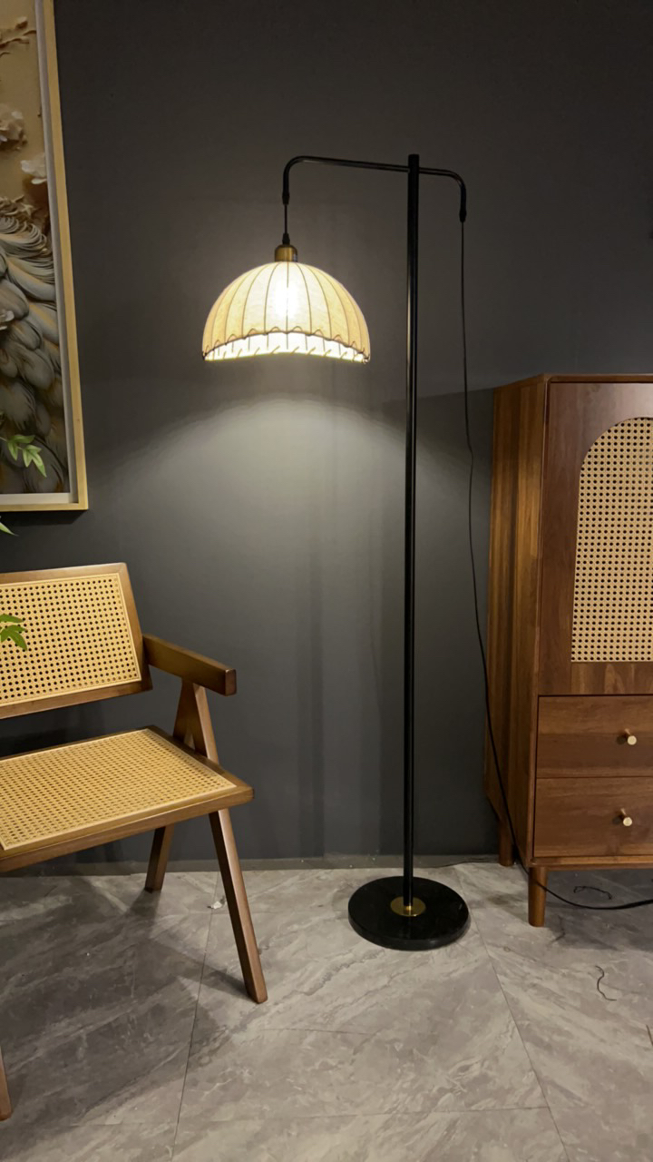 沙发边落地灯简约轻奢风中古风氛围感卧室书房灯钓鱼落地台灯