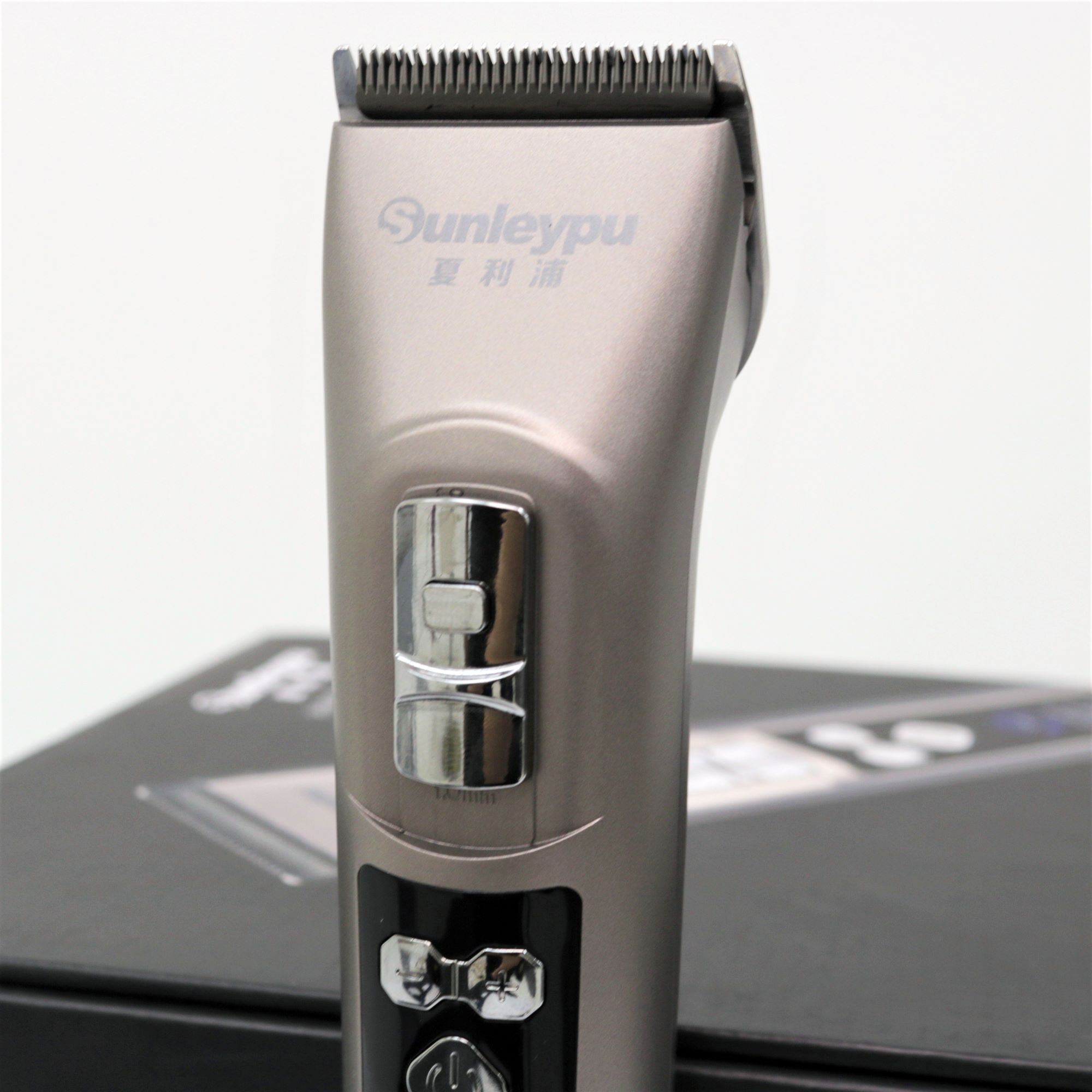 Sunleypu/夏利浦815常规推理发店工具家用电推子充电式发型师发廊