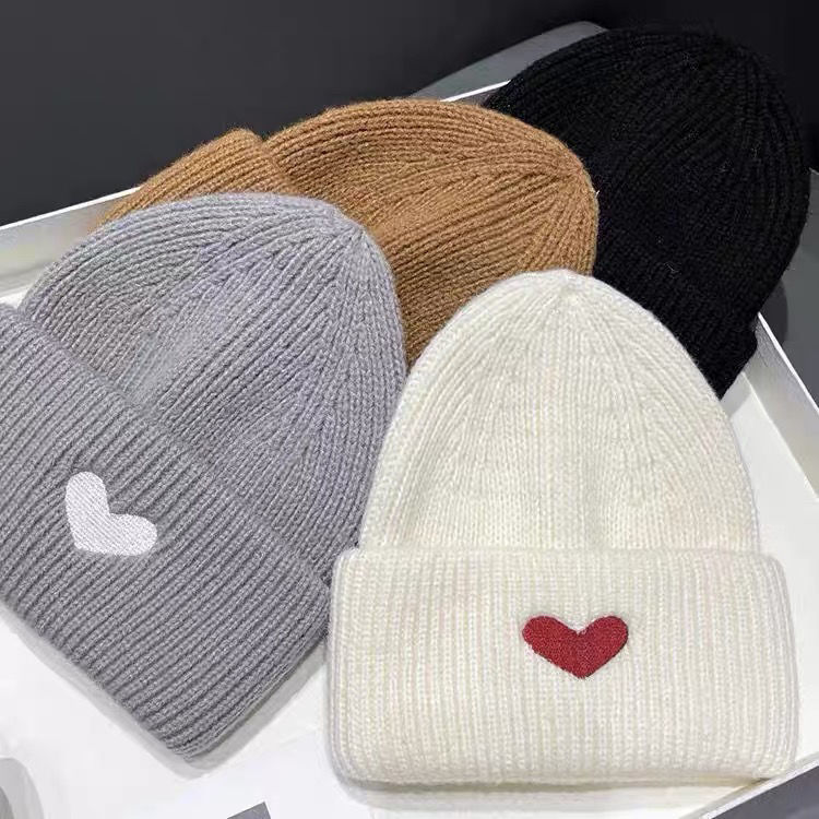 5-12-18岁亲子毛线帽甜美刺绣爱心针织帽女童秋冬款保暖护耳学生