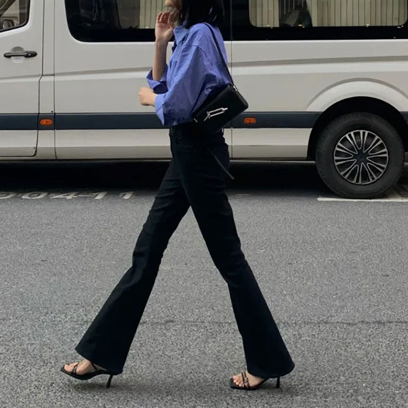 加绒高腰微喇牛仔裤女舒适塑形不掉色冬季小个子黑色气质喇叭长裤