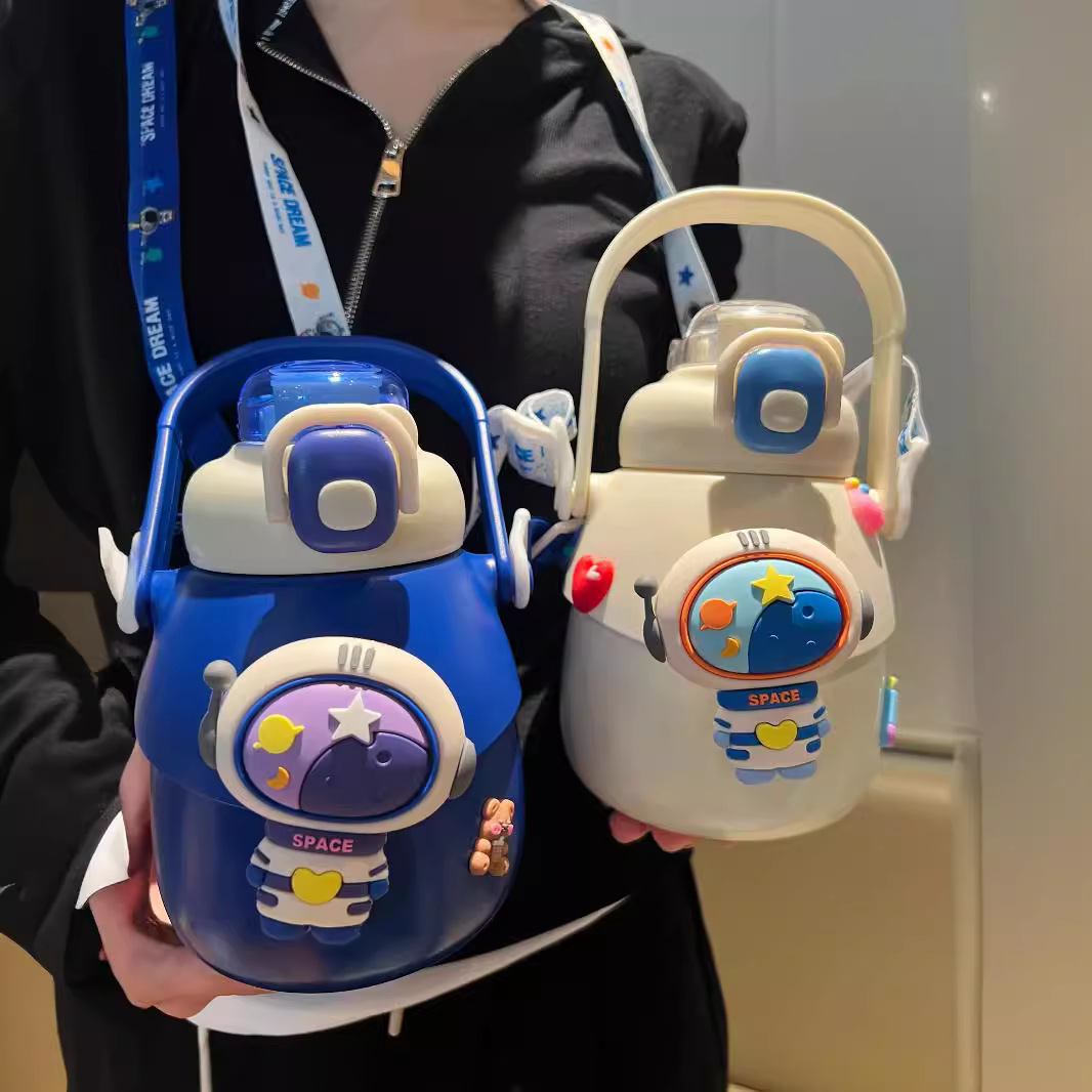 水杯网红可爱小学生简约大容量防摔大肚杯便携