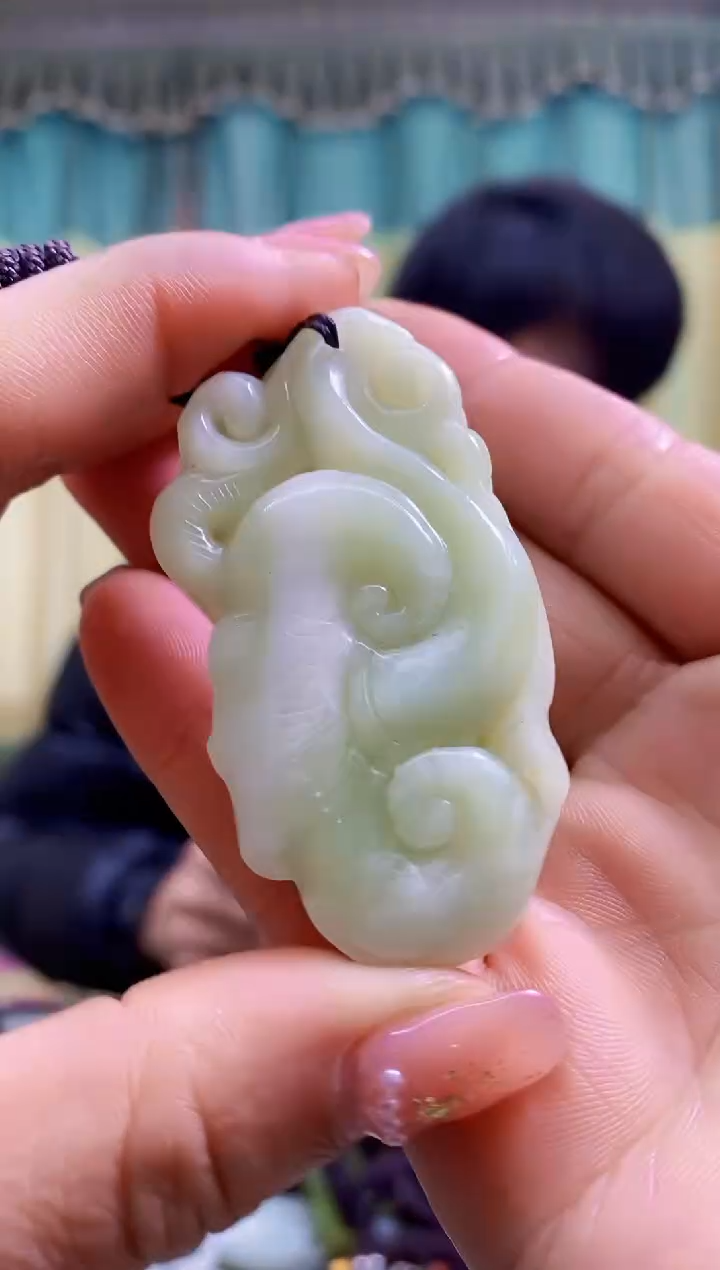 【闪购商品】岫玉吊坠未镶嵌1