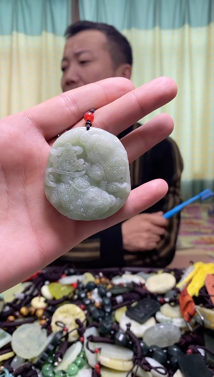 【闪购商品】岫玉吊坠未镶嵌1
