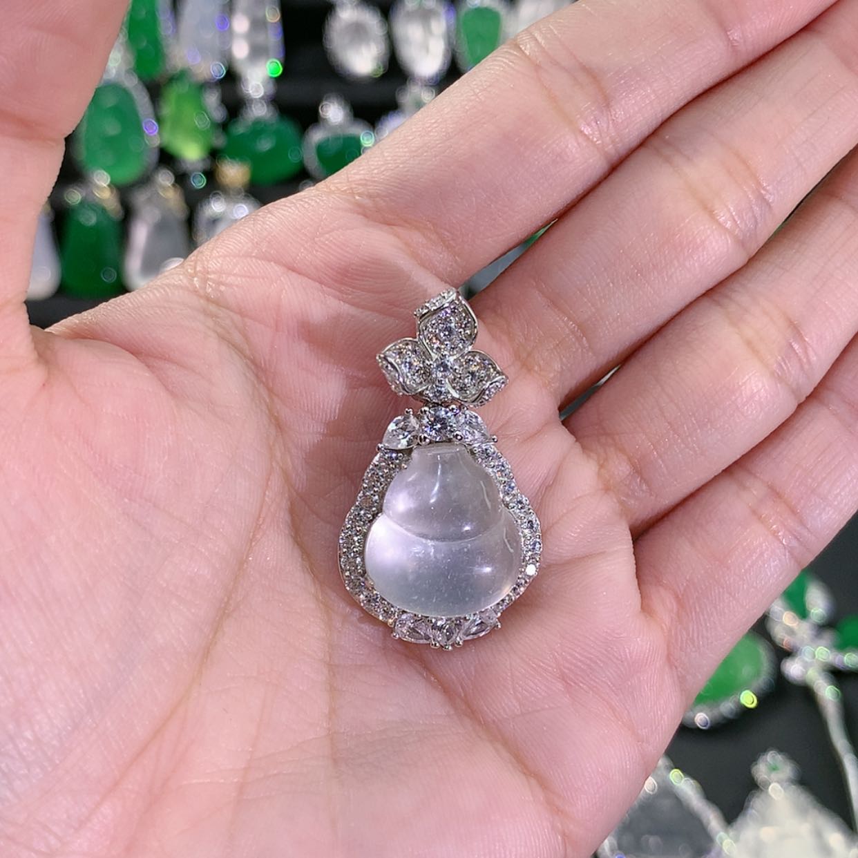 【闪购商品】石英质玉颈饰银S925镶嵌