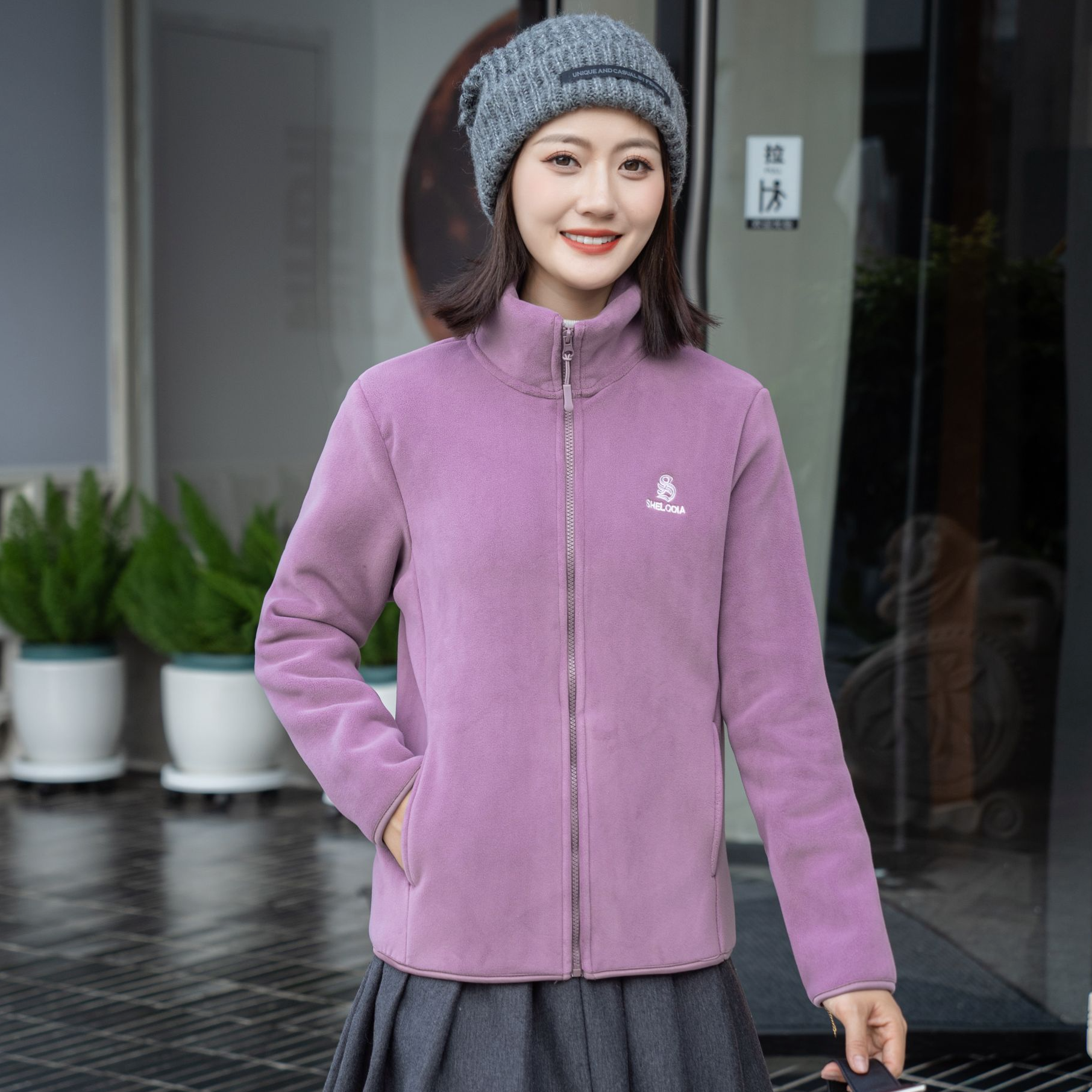 （变态厚850克）秋冬新款加绒加厚保暖防风户外运动云感厚外套2070