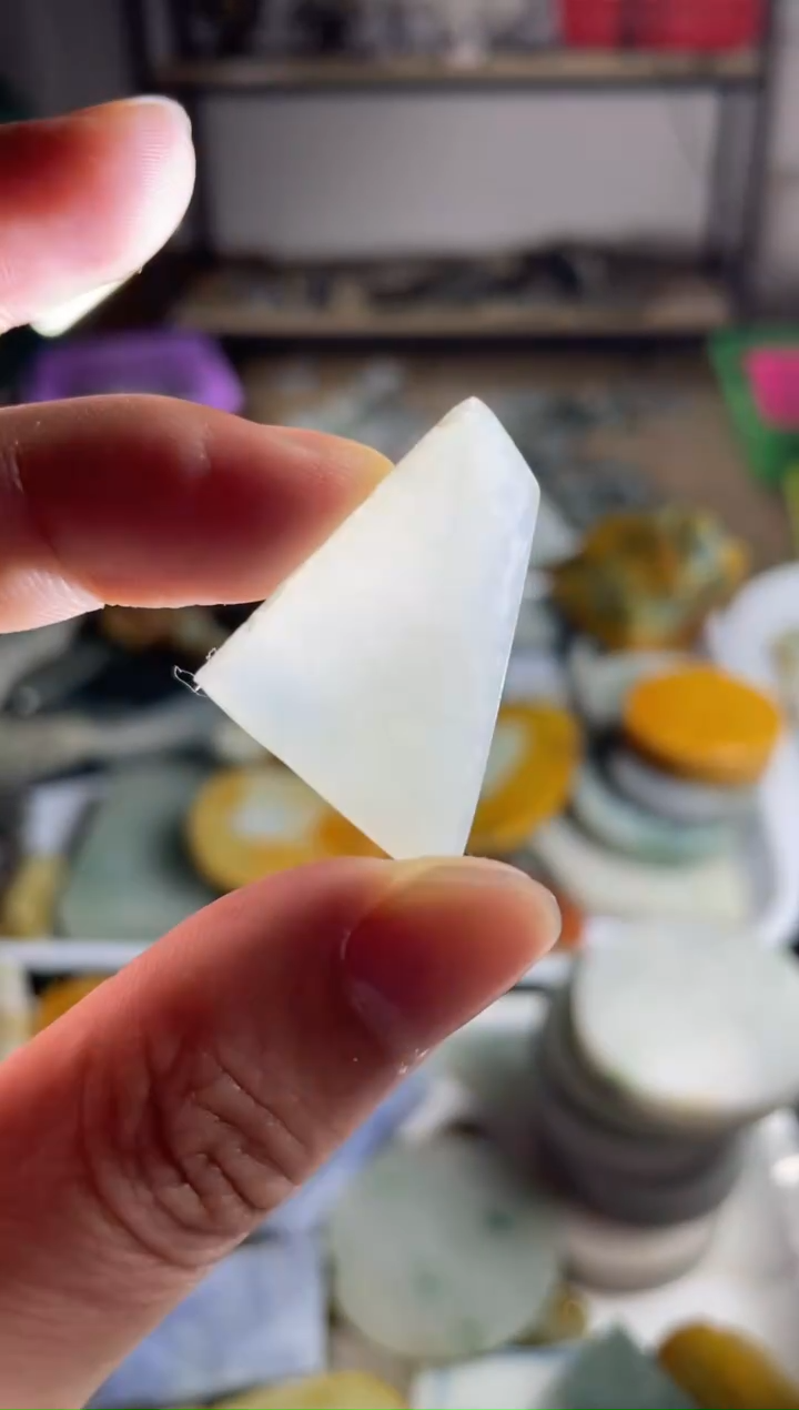 【闪购商品】翡翠颈饰未镶嵌286