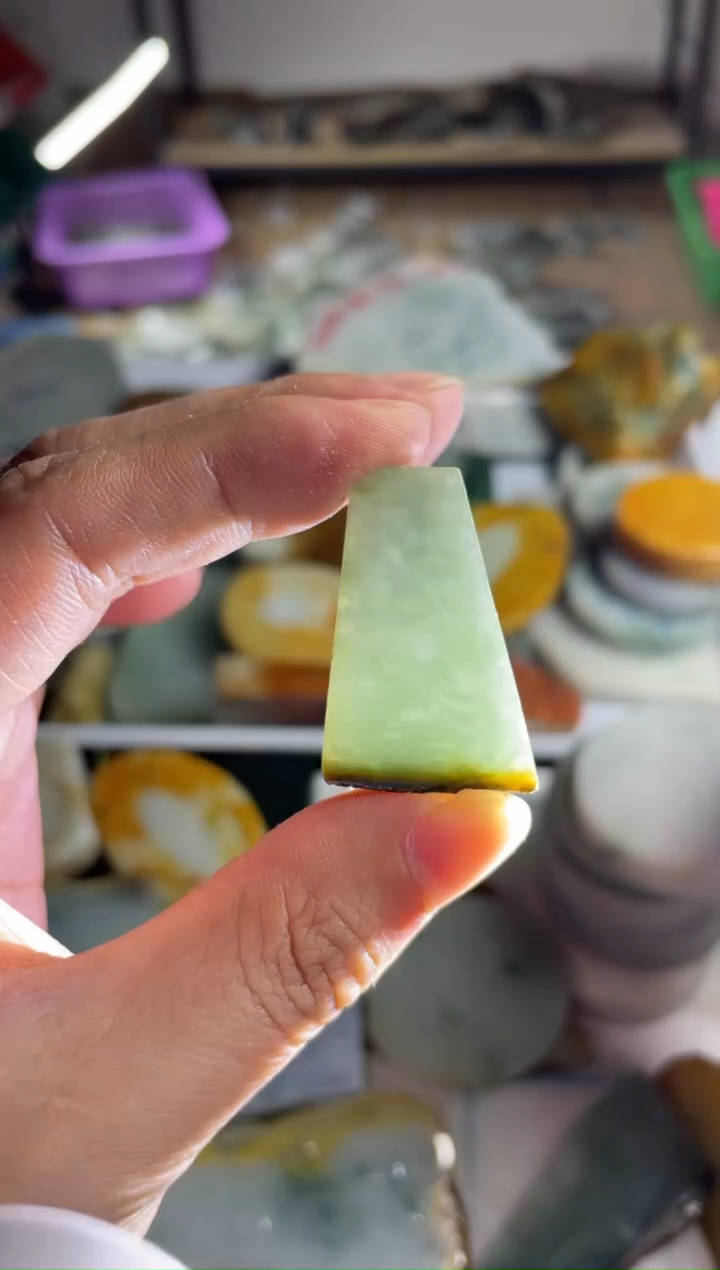 【闪购商品】翡翠颈饰未镶嵌258
