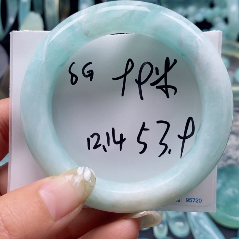 【闪购商品】蛇纹石玉颈饰合金S**鞋