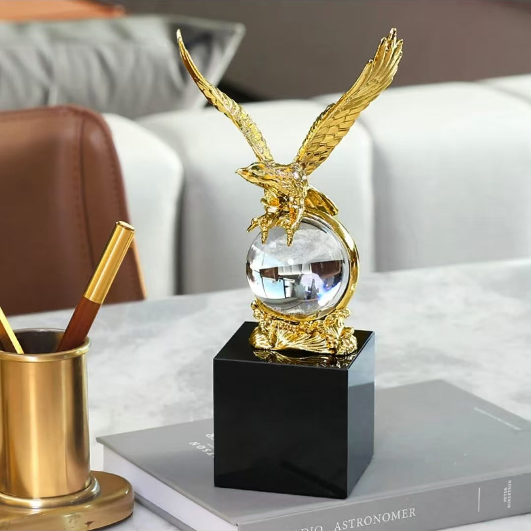 雄鹰摆件高档大气客厅电视柜酒柜书房创意乔迁新居礼品花瓶