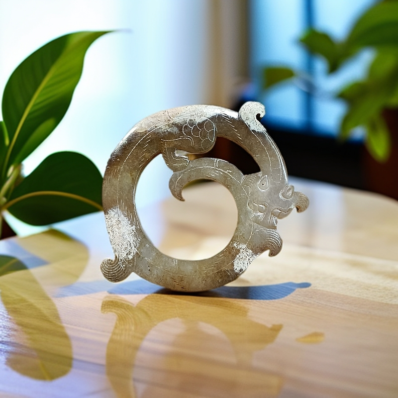 和田玉咬尾龙环挂件把件摆件