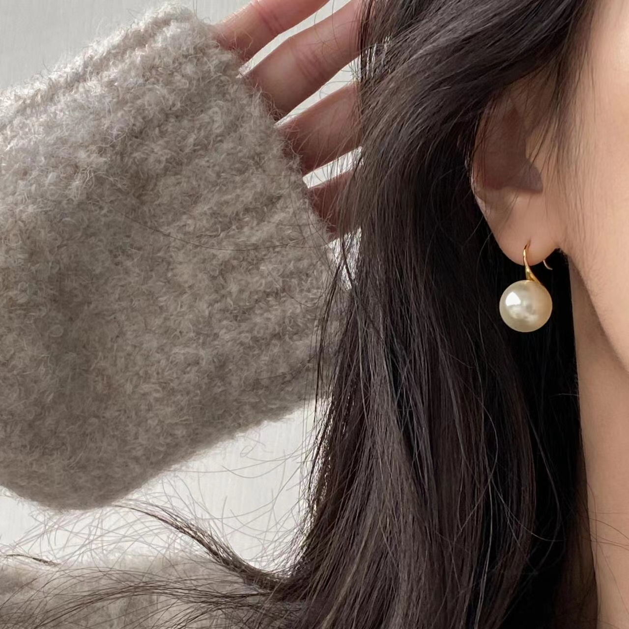 合金耳饰 正圆极强光月光白高跟鞋耳环气质百搭时尚耳环