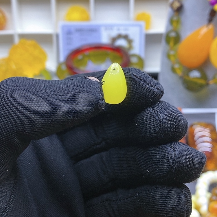 【闪购商品】琥珀耳饰未镶嵌