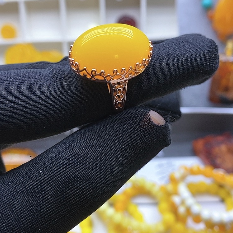 【闪购商品】蜜蜡耳饰未镶嵌