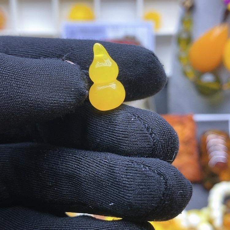 【闪购商品】琥珀耳饰未镶嵌