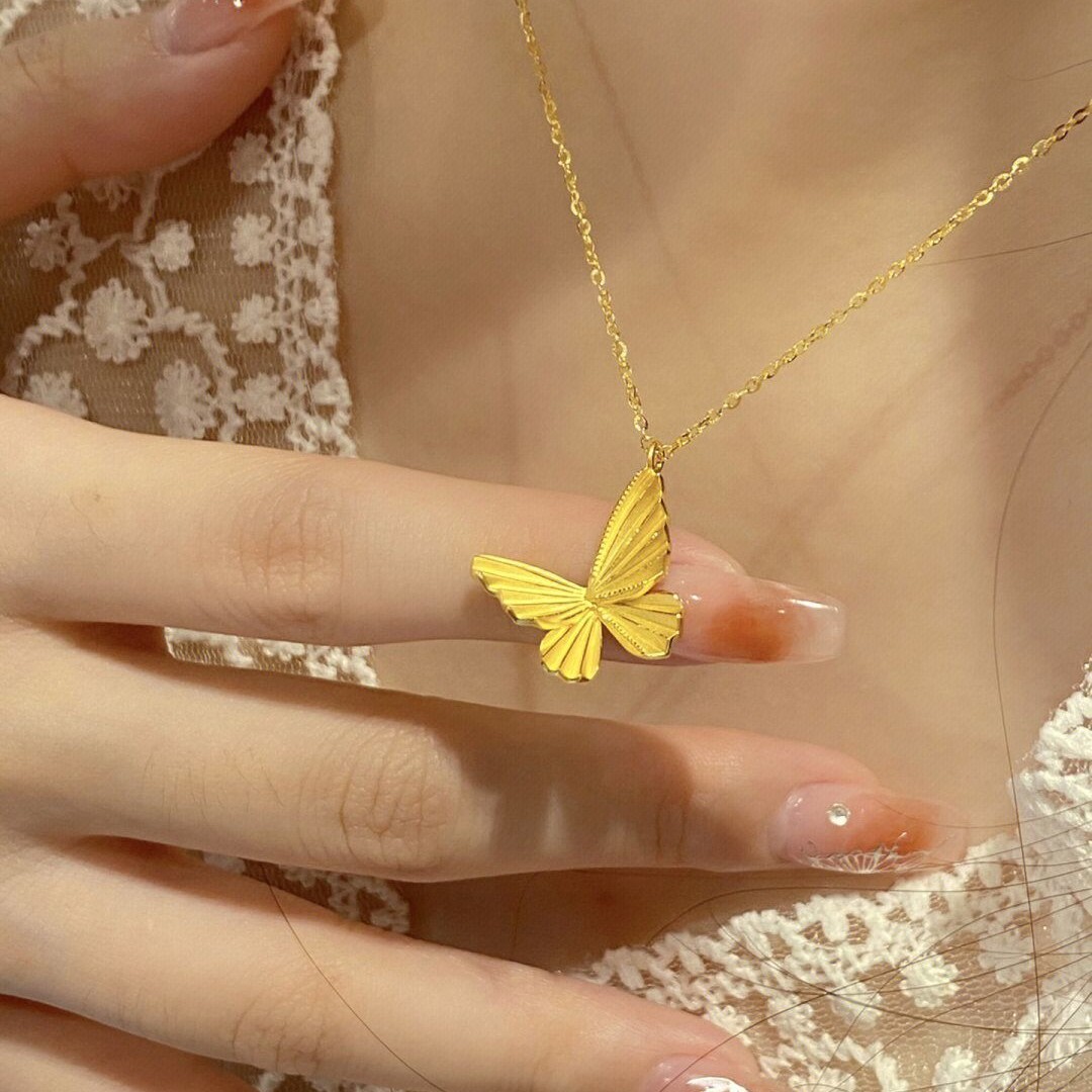 铜合金项链黄金色折纸蝴蝶项链女金色蝴蝶新款锁骨颈链