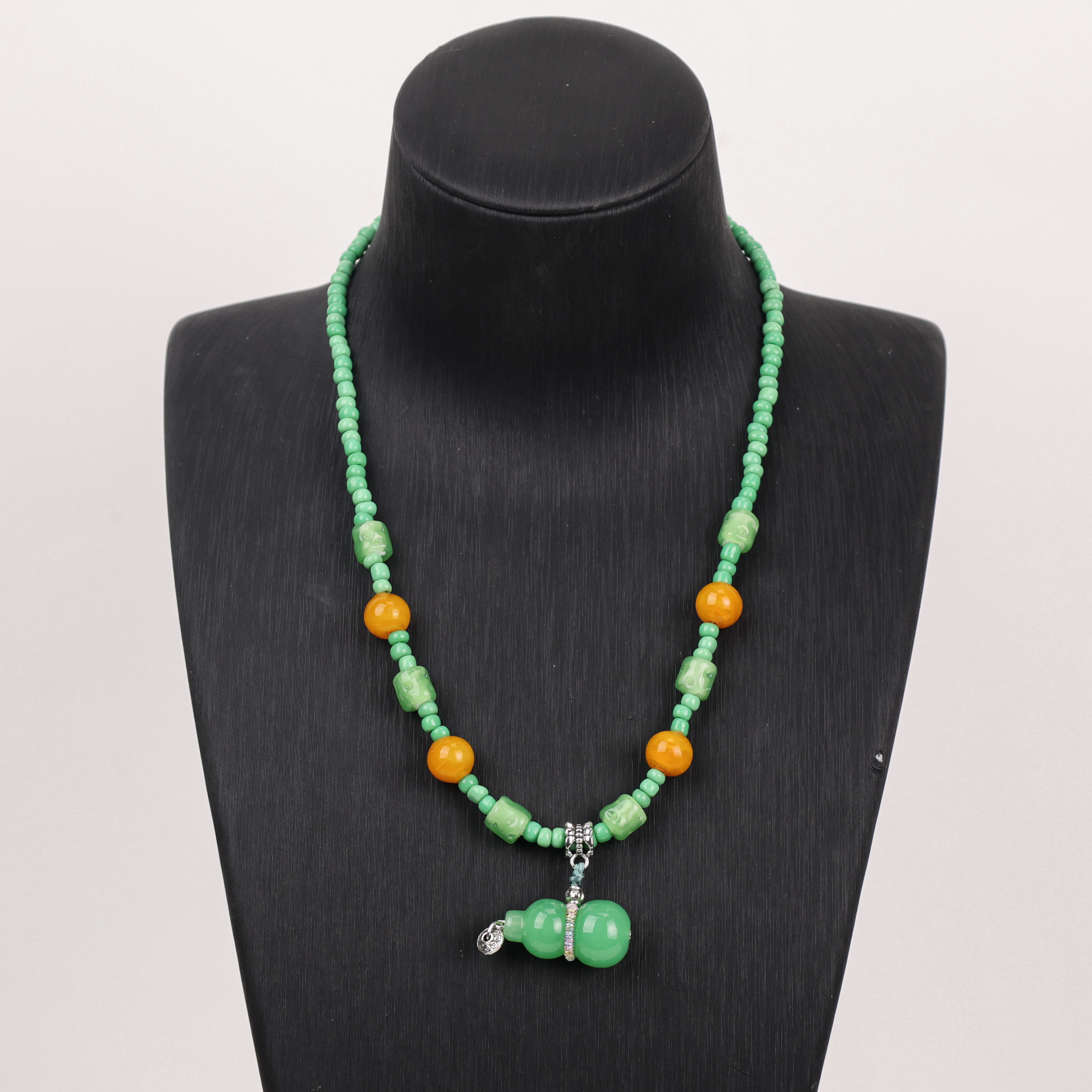 合金项链 玉楼东合金项链 LZ2173 绿色葫芦牛油果绿小米珠琉璃项