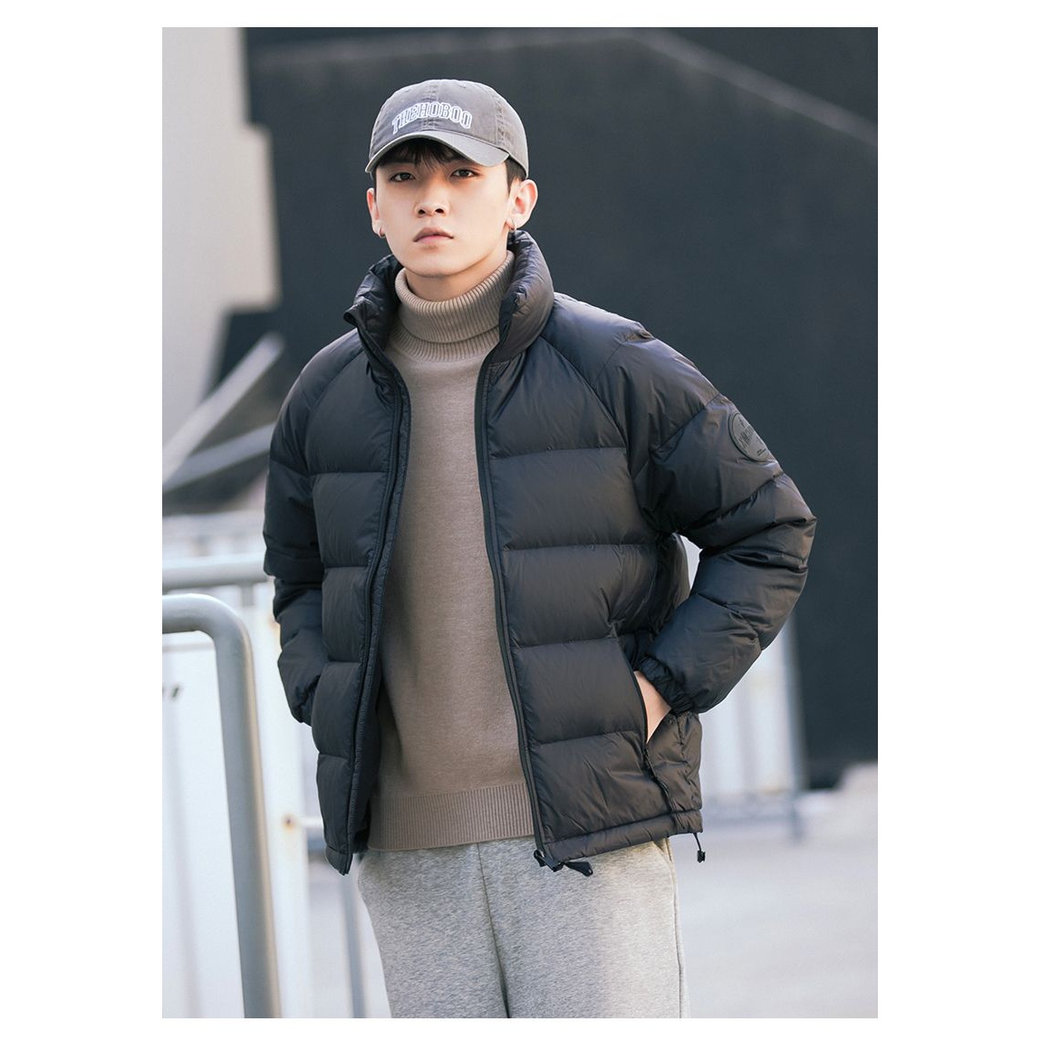 波司澄轻薄鸭绒羽绒服男冬季加绒加厚保暖外套休闲宽松防寒面包服