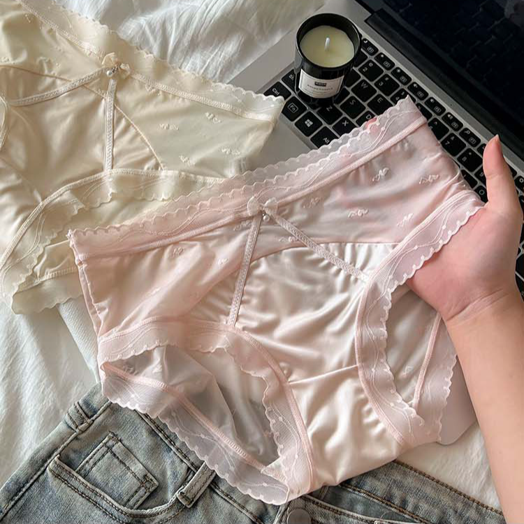 弗妮达中腰底裤内裤冰丝女性感法式云感面膜裤无痕透气ai舒适抑菌