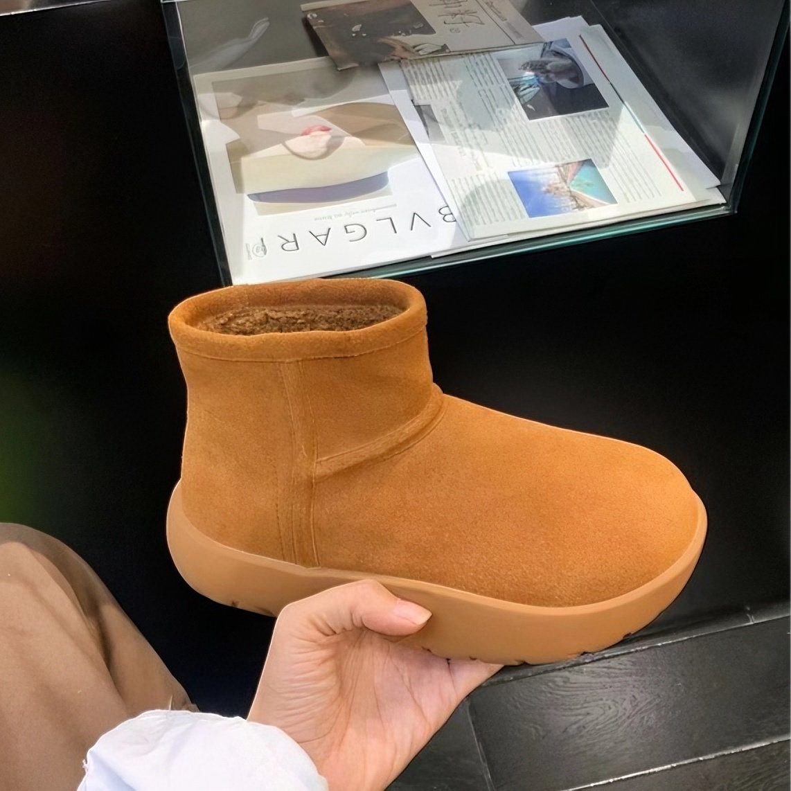 厚底磨砂牛皮短筒雪地靴女2023新款百搭运动休闲加绒短靴保暖棉靴
