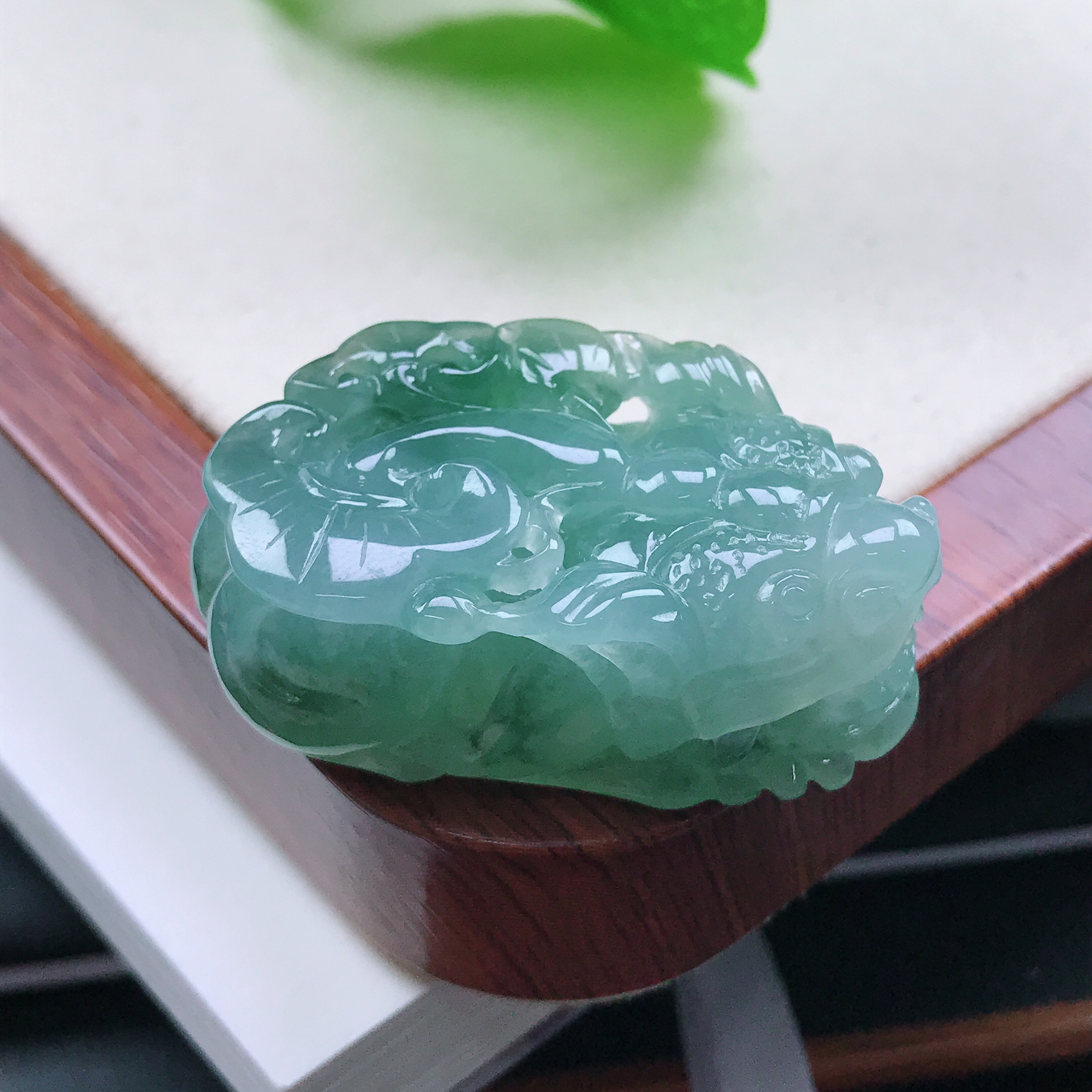 缅甸翡翠A货冰种满绿口含珠招财貔貅吊坠42.2-26-15