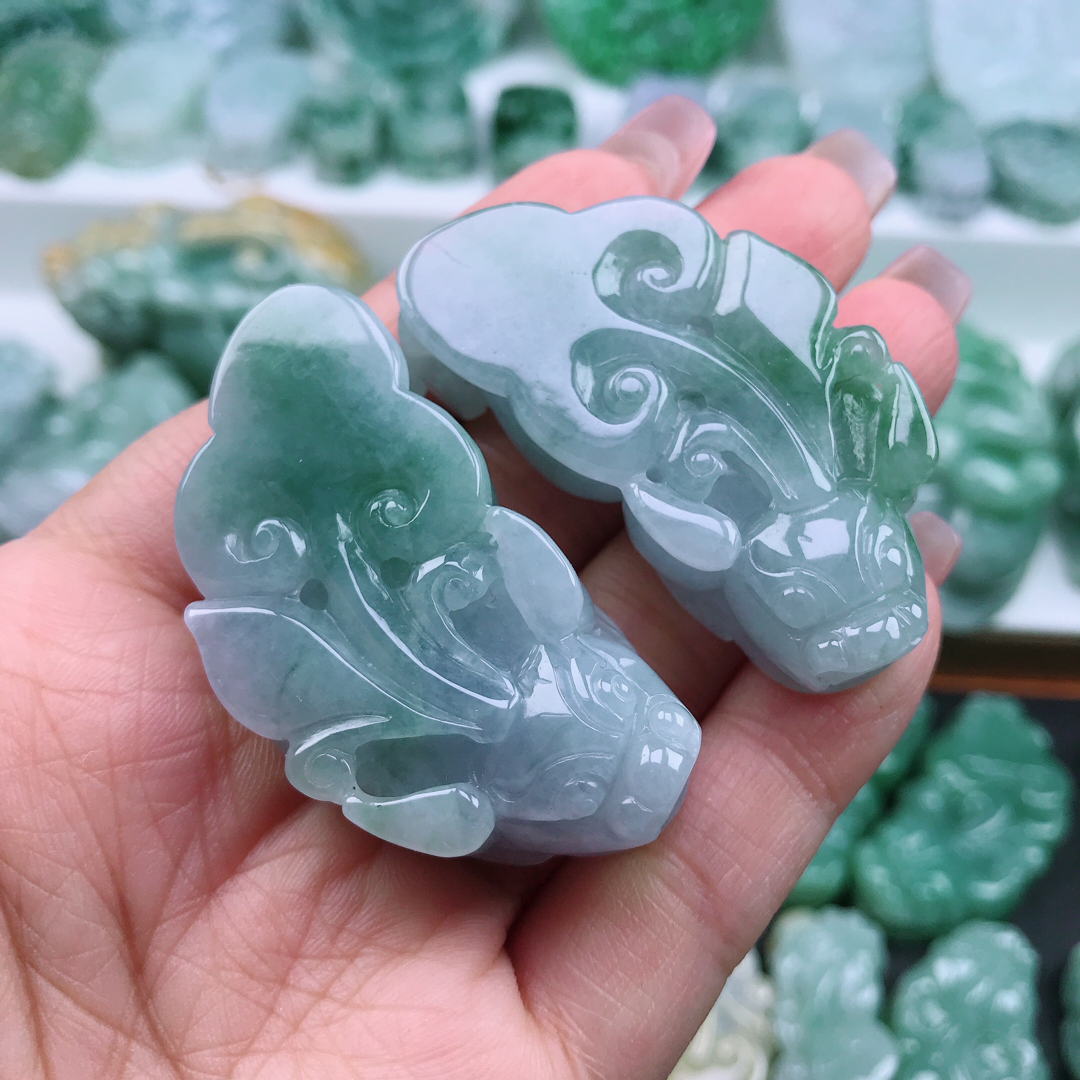 天然翡翠A货冰润春彩招财貔貅吊坠48.3/23.5-12.9多样性发货其一