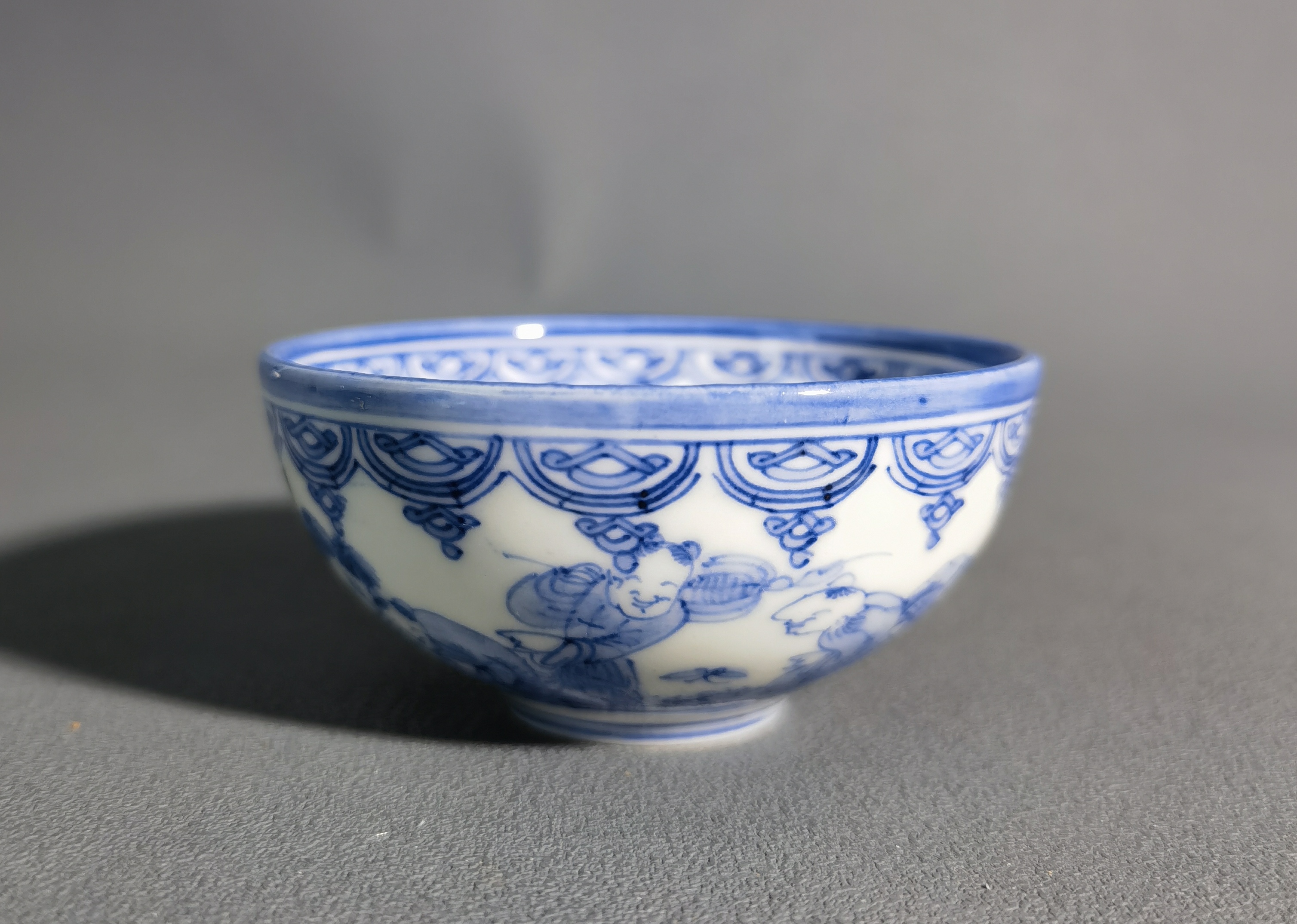 青花婴戏主人杯，全手工，内外绘