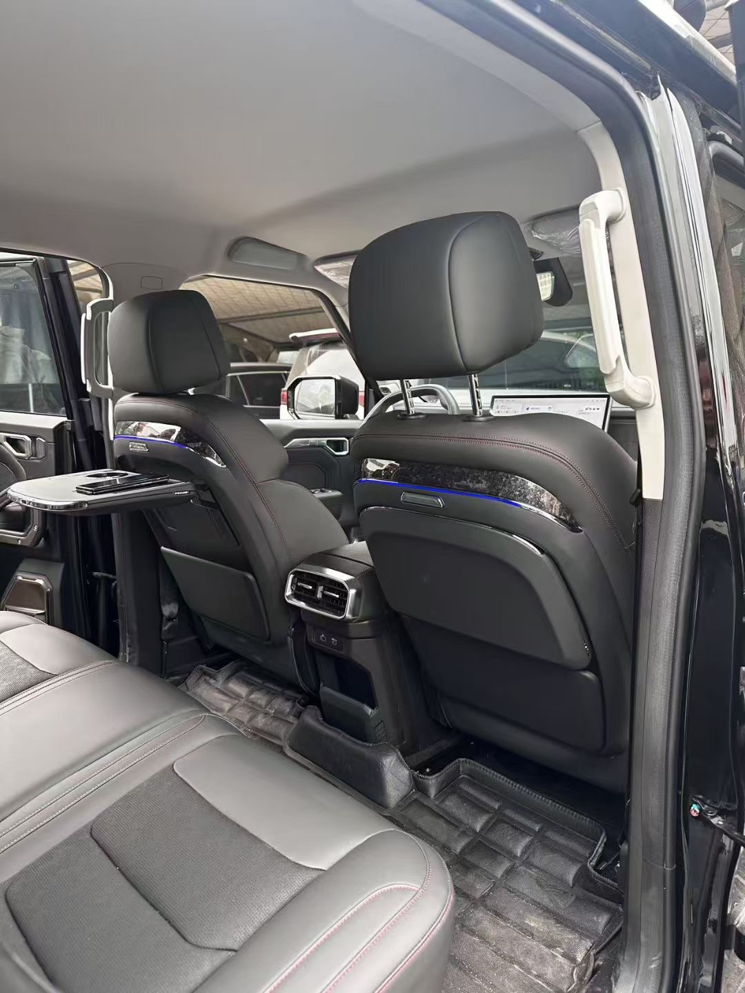 奇瑞捷途旅行者山海T2山海T1车载折叠小桌板座椅改装旅行餐桌配