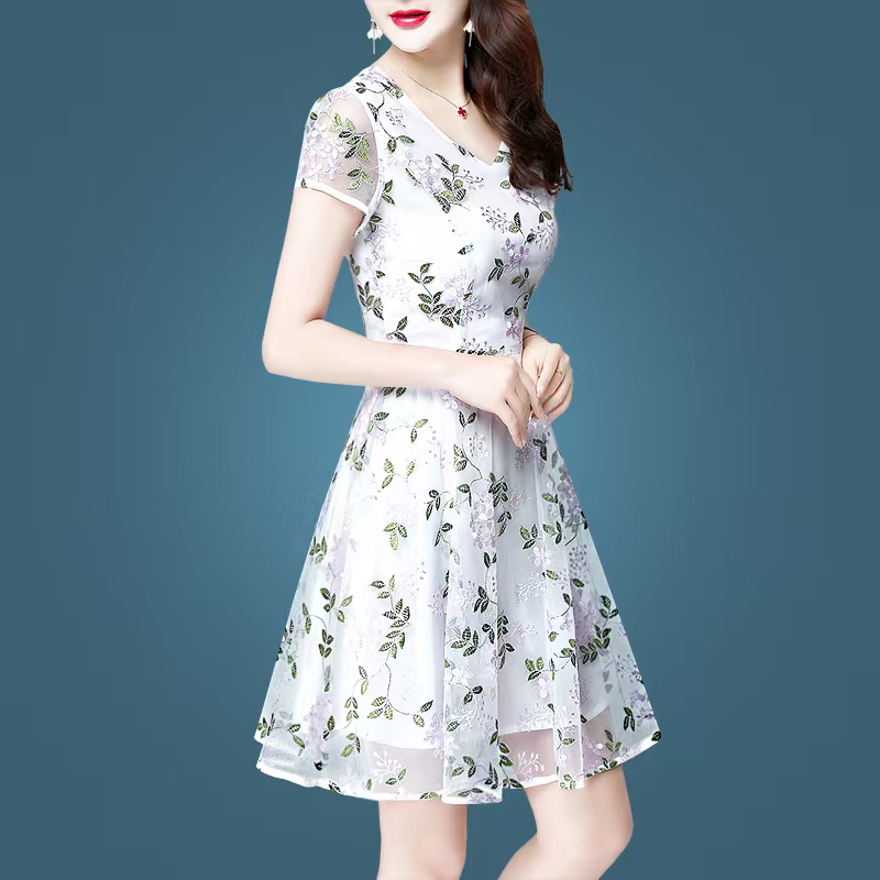 （下单非图片款）时尚连衣裙碎花显瘦气质小个子洋气夏季修身印花