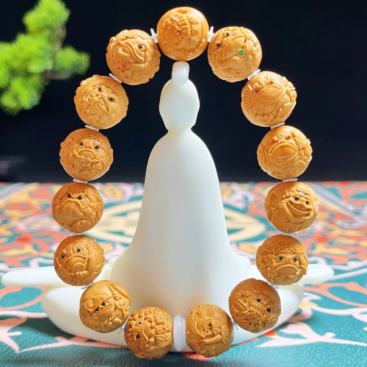 A猴头1.5金蟾满镶嵌聚宝盆款珠