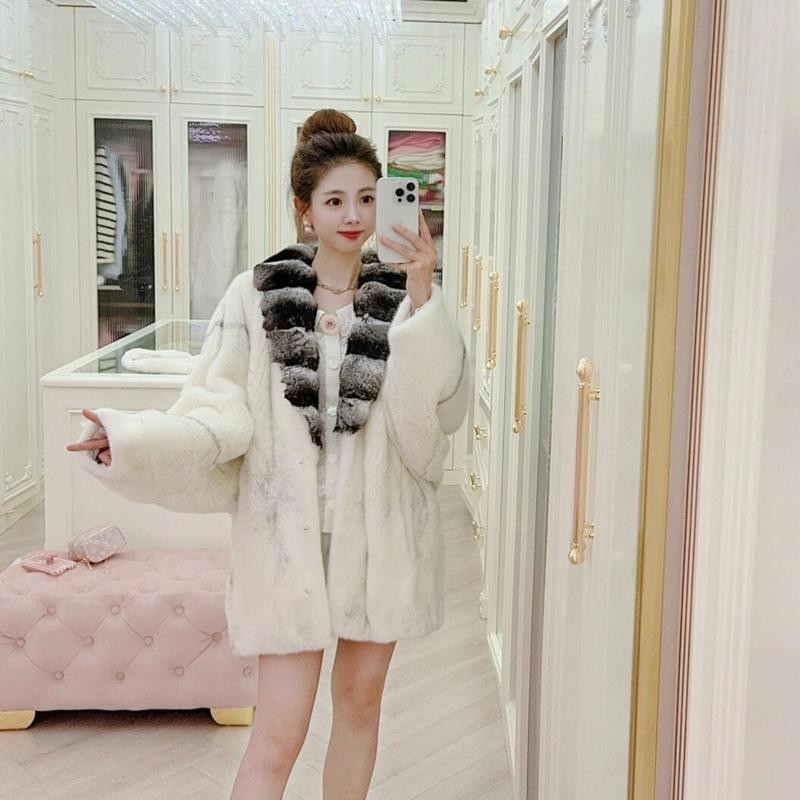 纽约富人区女2025冬奢华廓形苹果领环保十字貂天鹅绒龙猫外套上衣