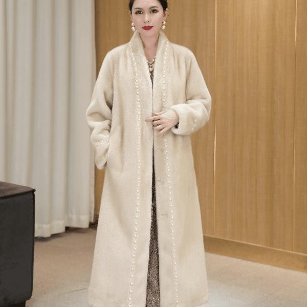 2025冬季毛绒V领皮毛一体气质时尚中长款宽松韩版大衣钉珠外套女
