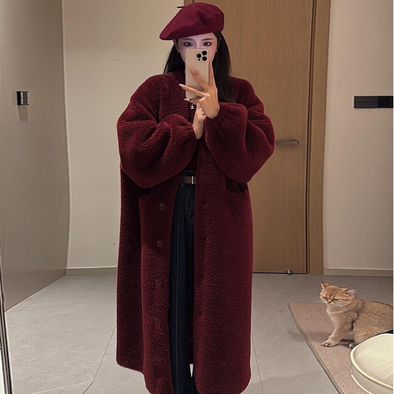 安可拉红长款环保羊羔毛百搭显瘦羊剪绒2024冬女简约皮毛一体大衣