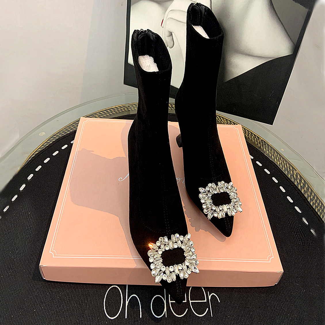 巴黎风气质高跟弹力瘦瘦靴女尖头黑色短靴水钻方扣时装靴女靴