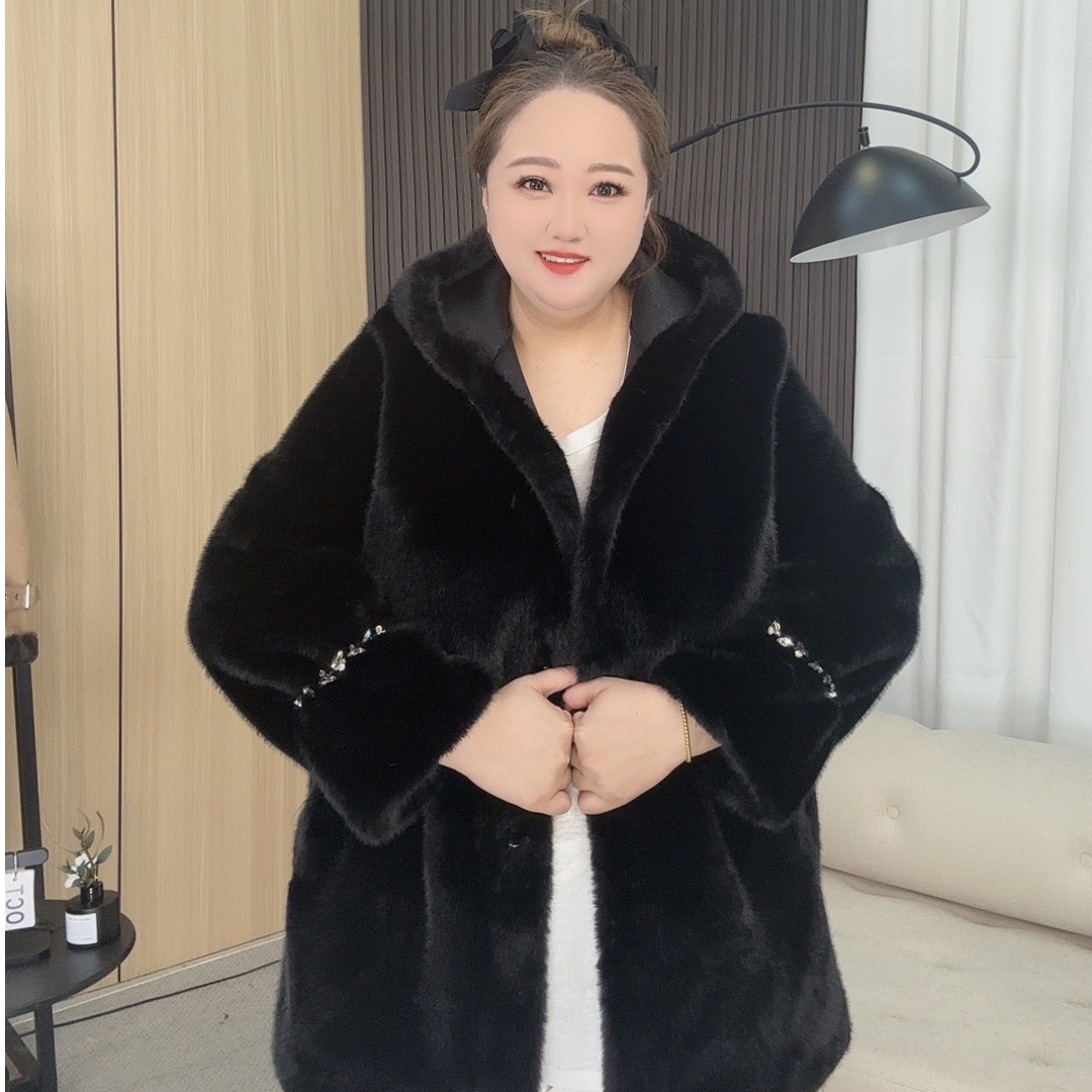 大码女装2024新款显瘦轻奢洋气毛毛外套连帽经典气质秋冬