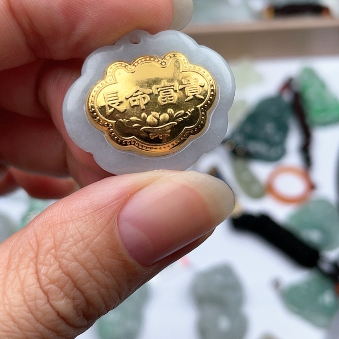 【闪购商品】翡翠颈饰未镶嵌