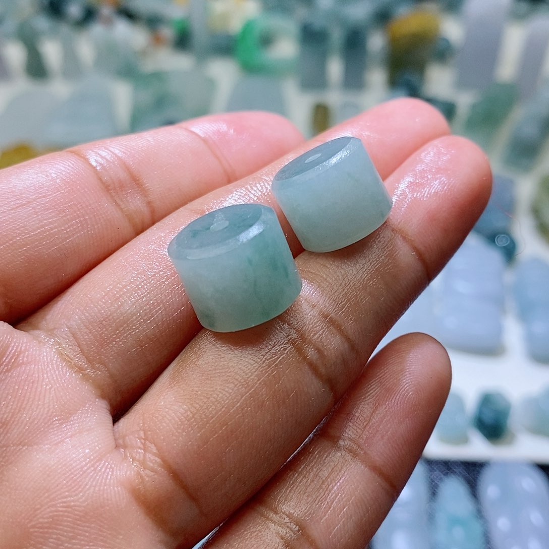 定制翡翠未镶嵌毛货
