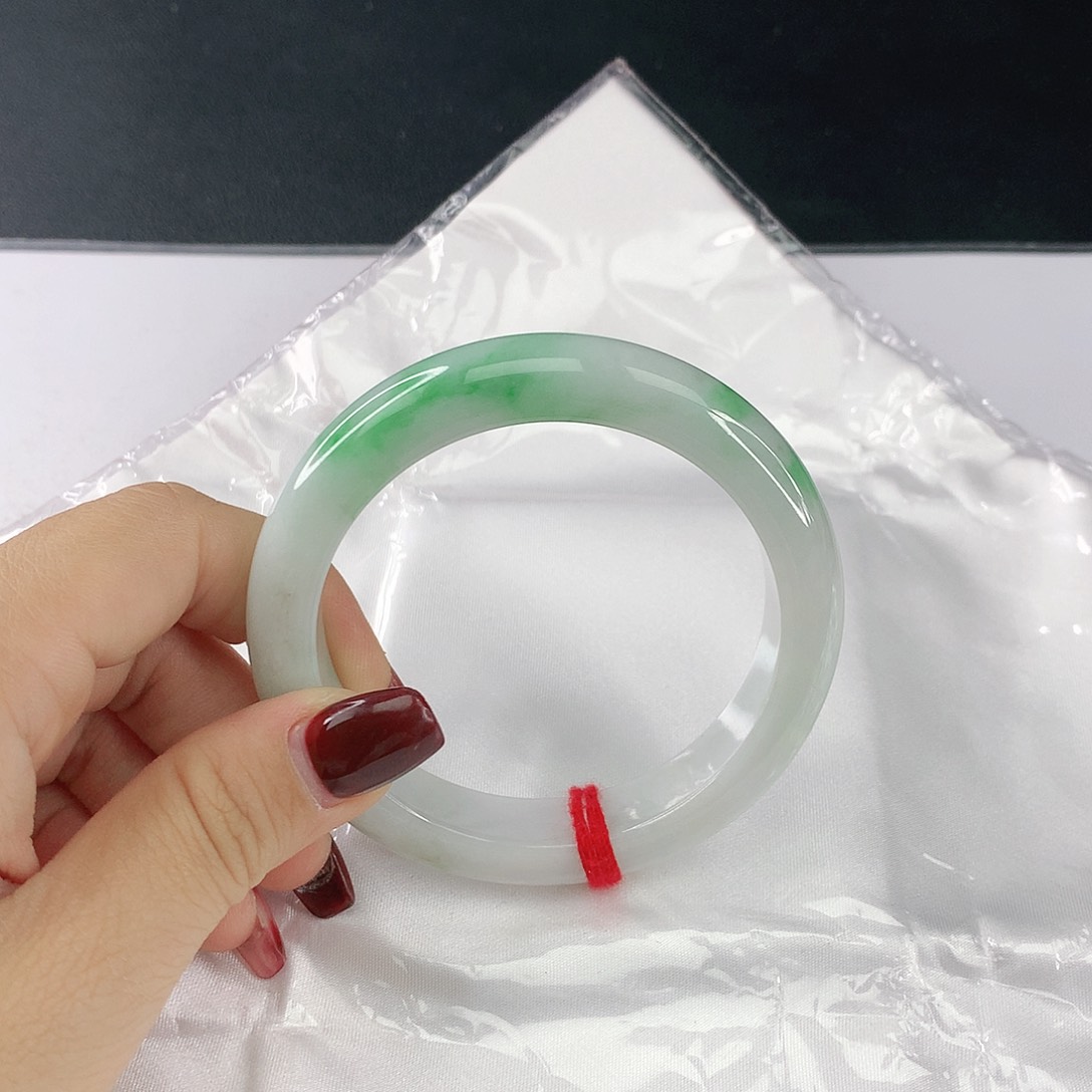 翡翠手镯未镶嵌翡翠538