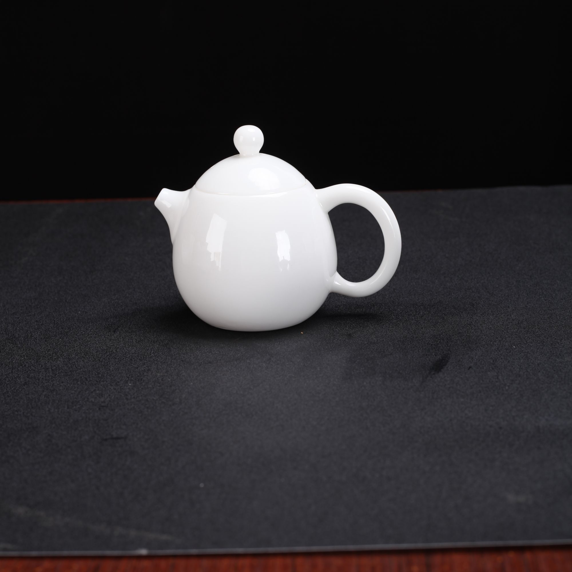 德化羊脂玉龙蛋壶家用单品陶瓷纯白