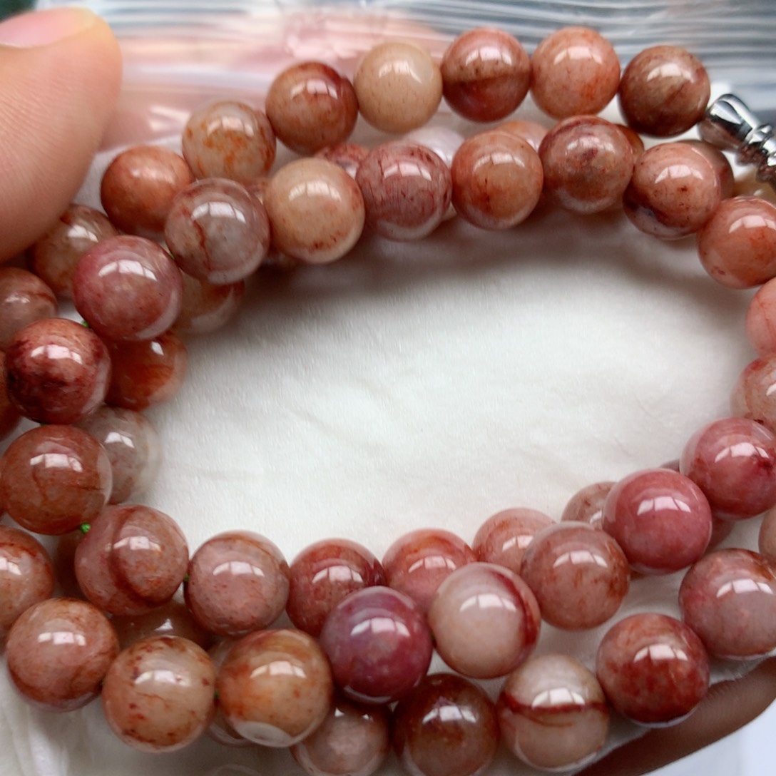 翡翠颈饰未镶嵌手串