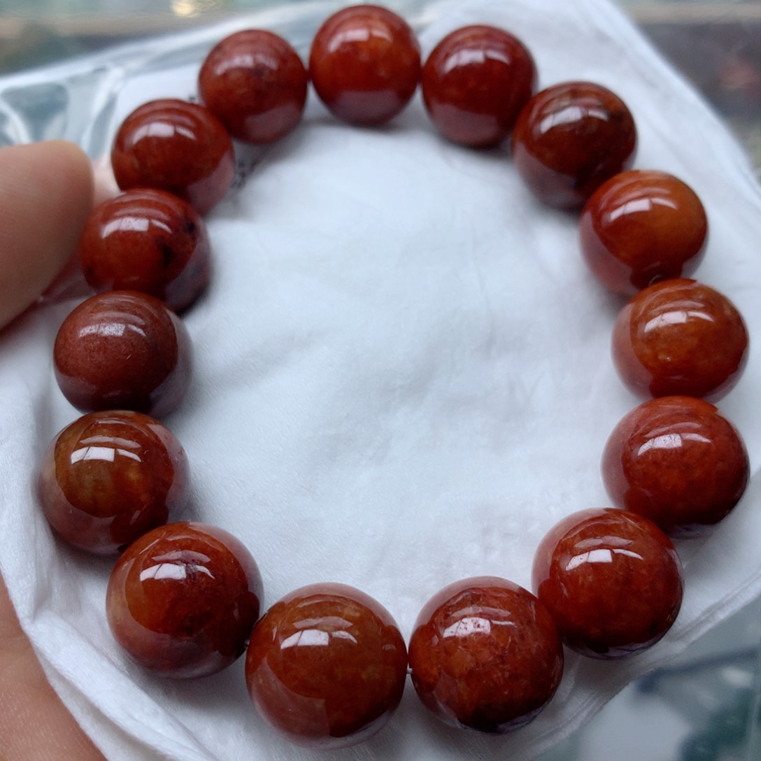 翡翠颈饰未镶嵌吊坠