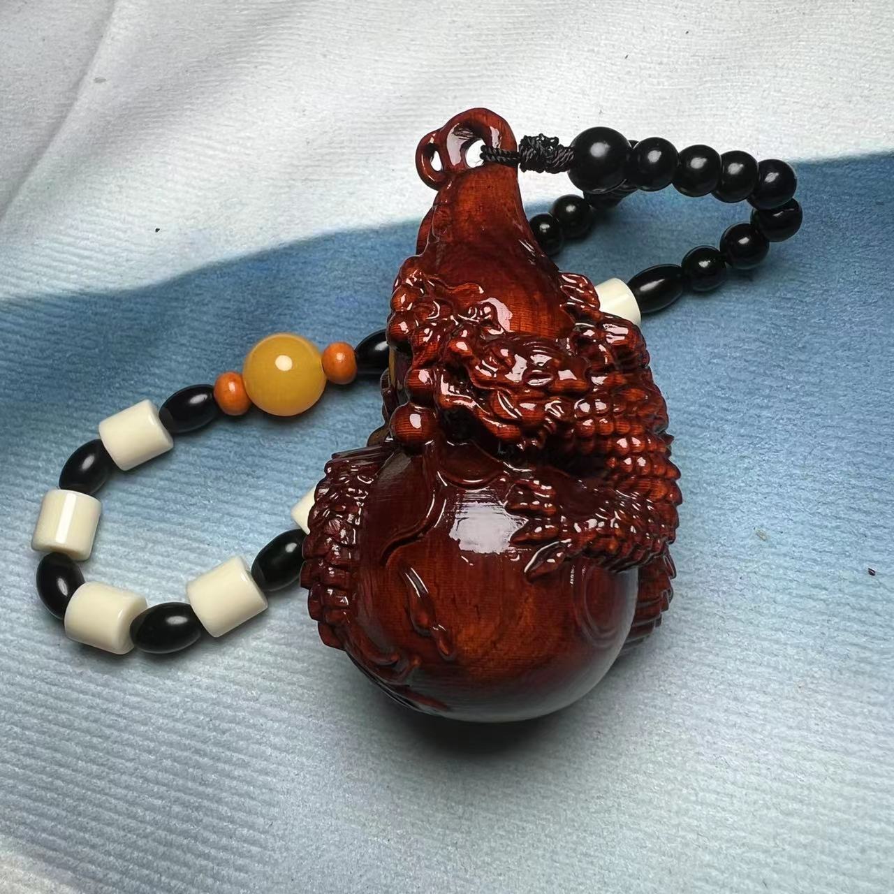 紫檀木【盘龙葫芦】手把件实木雕刻小挂件