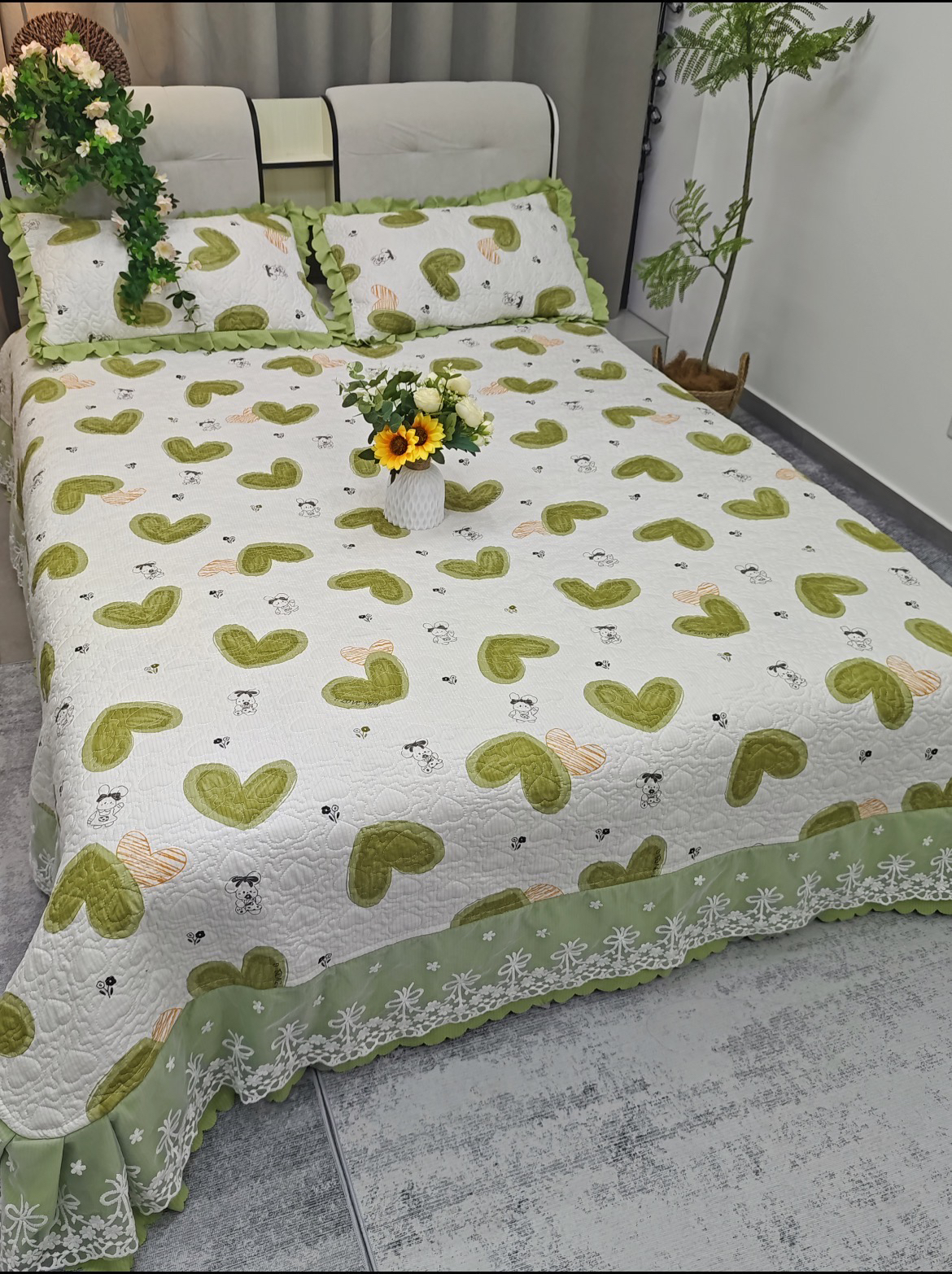 《2024爆款》M春夏新款绗缝泡泡 棉绗绣双层刺绣蕾丝花边床盖可机洗