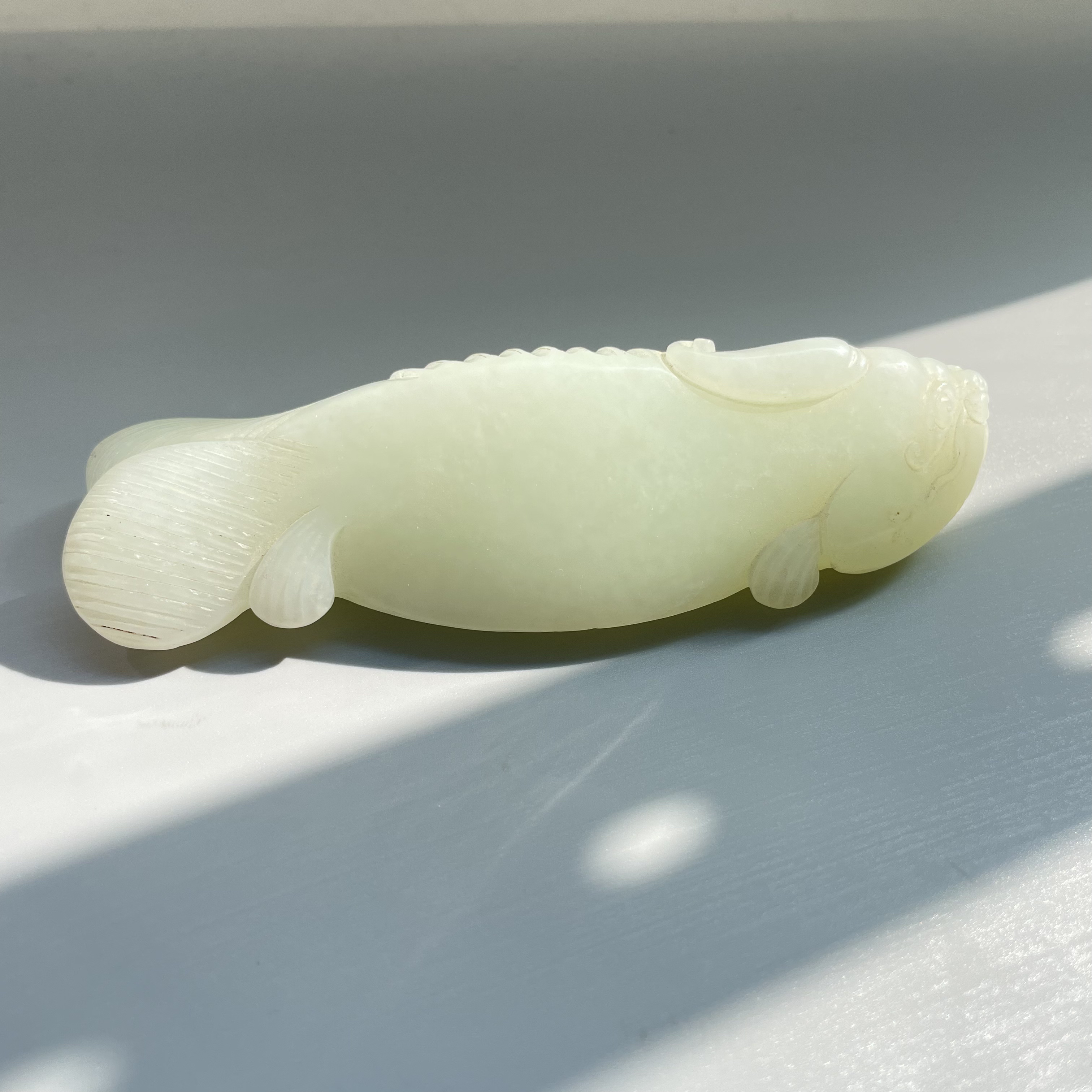 和田白玉鱼化龙手把件