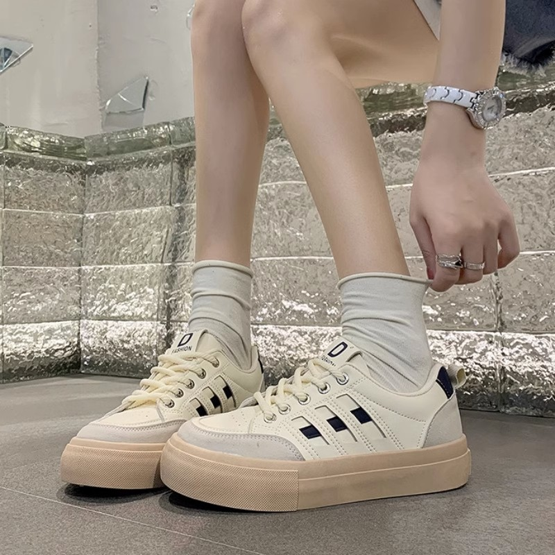秋冬季休闲秋季港风超火小白鞋女鞋2023新款秋款爆款百搭平底