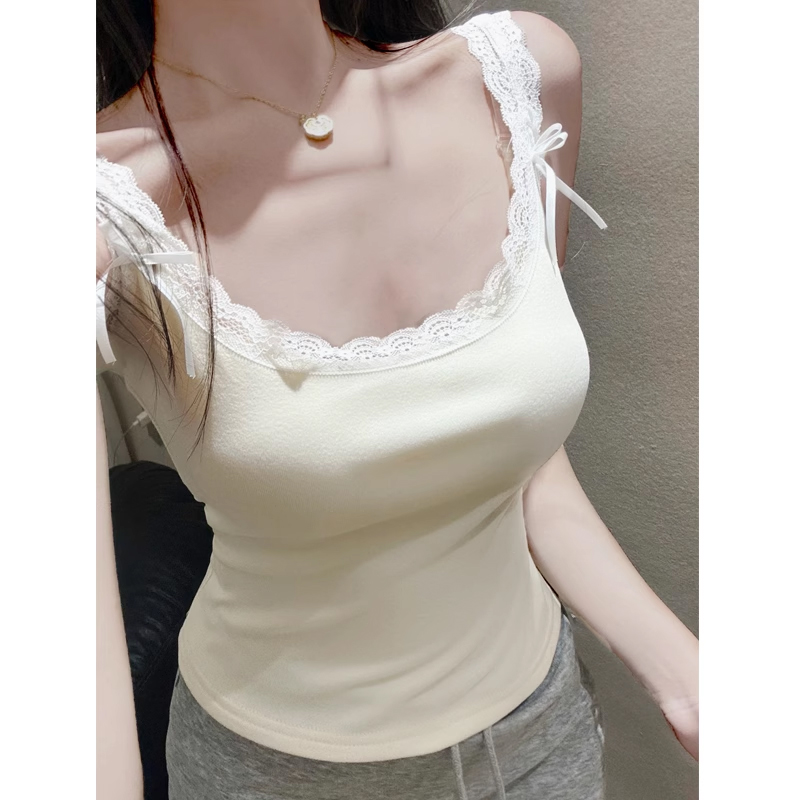 纯欲蕾丝吊带背心女秋冬2025新款无袖白色遮副乳内搭打底美背上衣