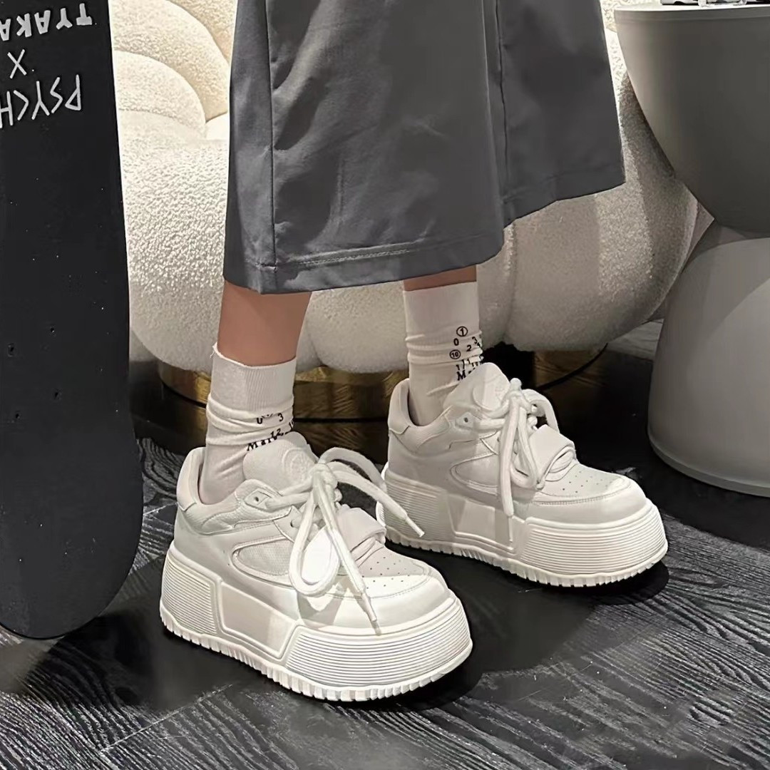秋冬季回力休闲港风透气小白鞋女春季款松糕厚底增高百搭面包鞋