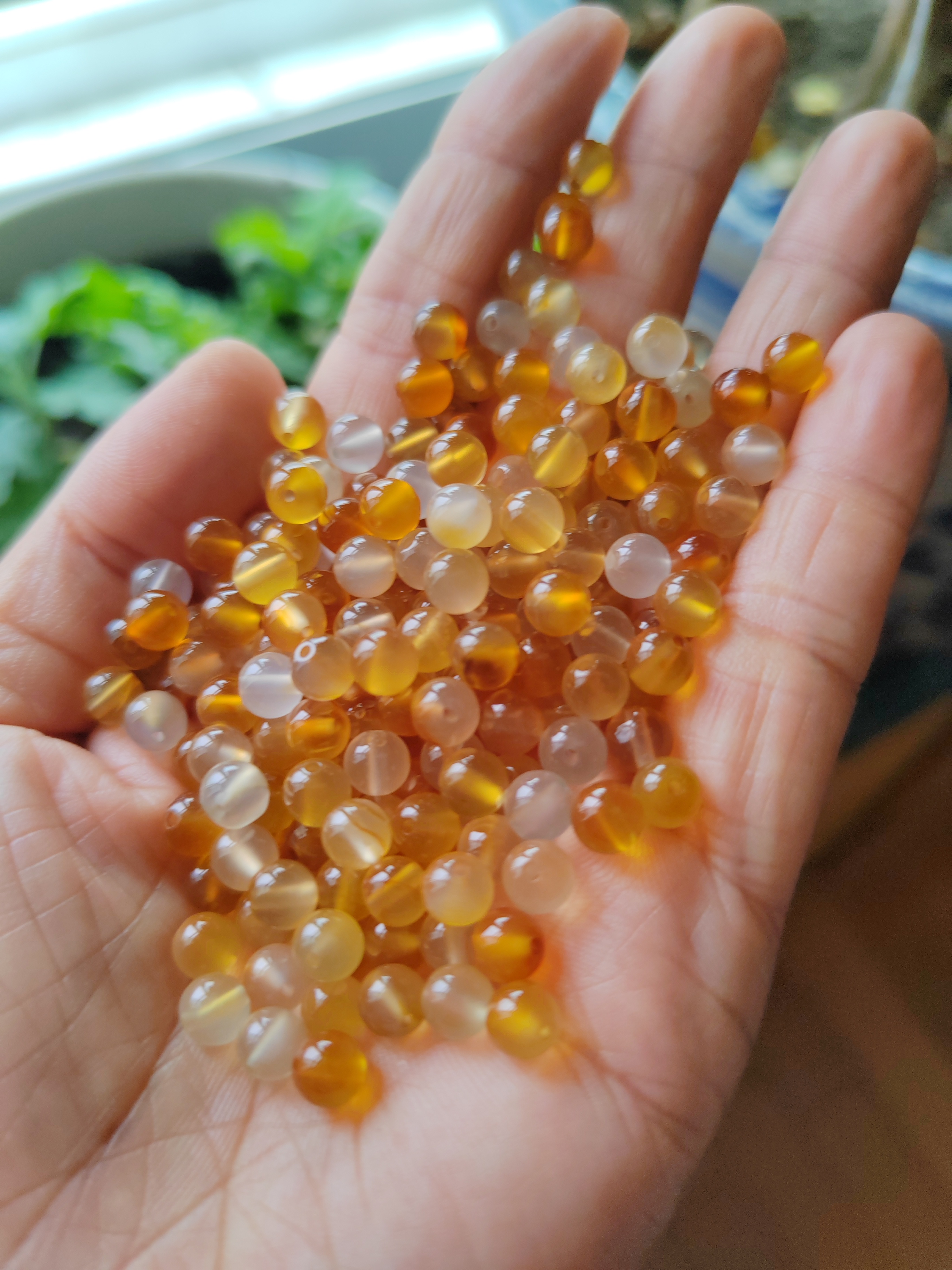 逊克玛瑙珠子颜色各异天然的78米80粒8mm的