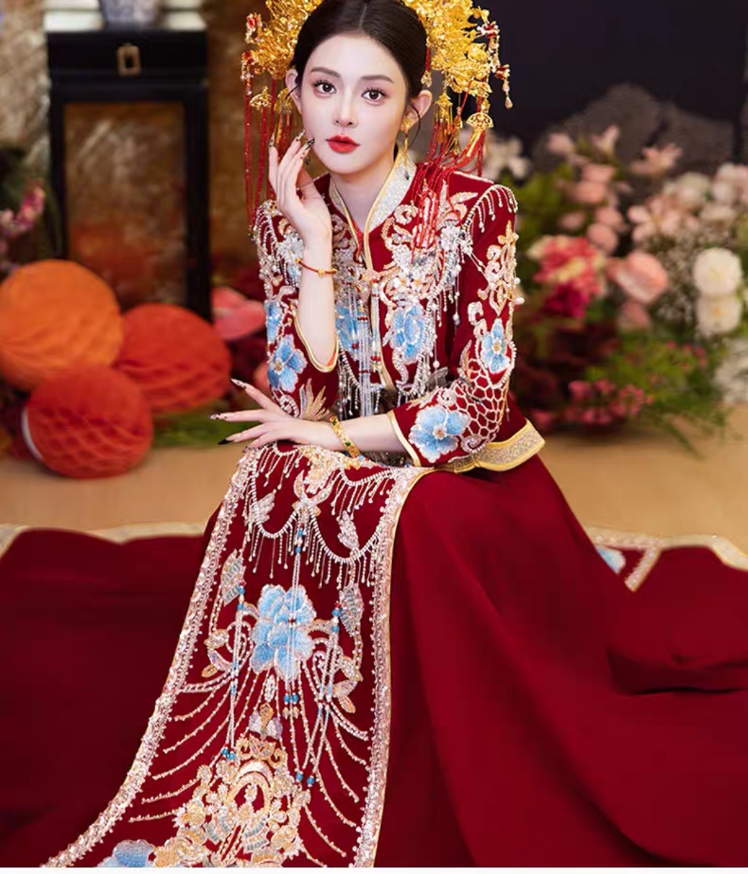 新款重工丝绒带钻大摆裙秀禾