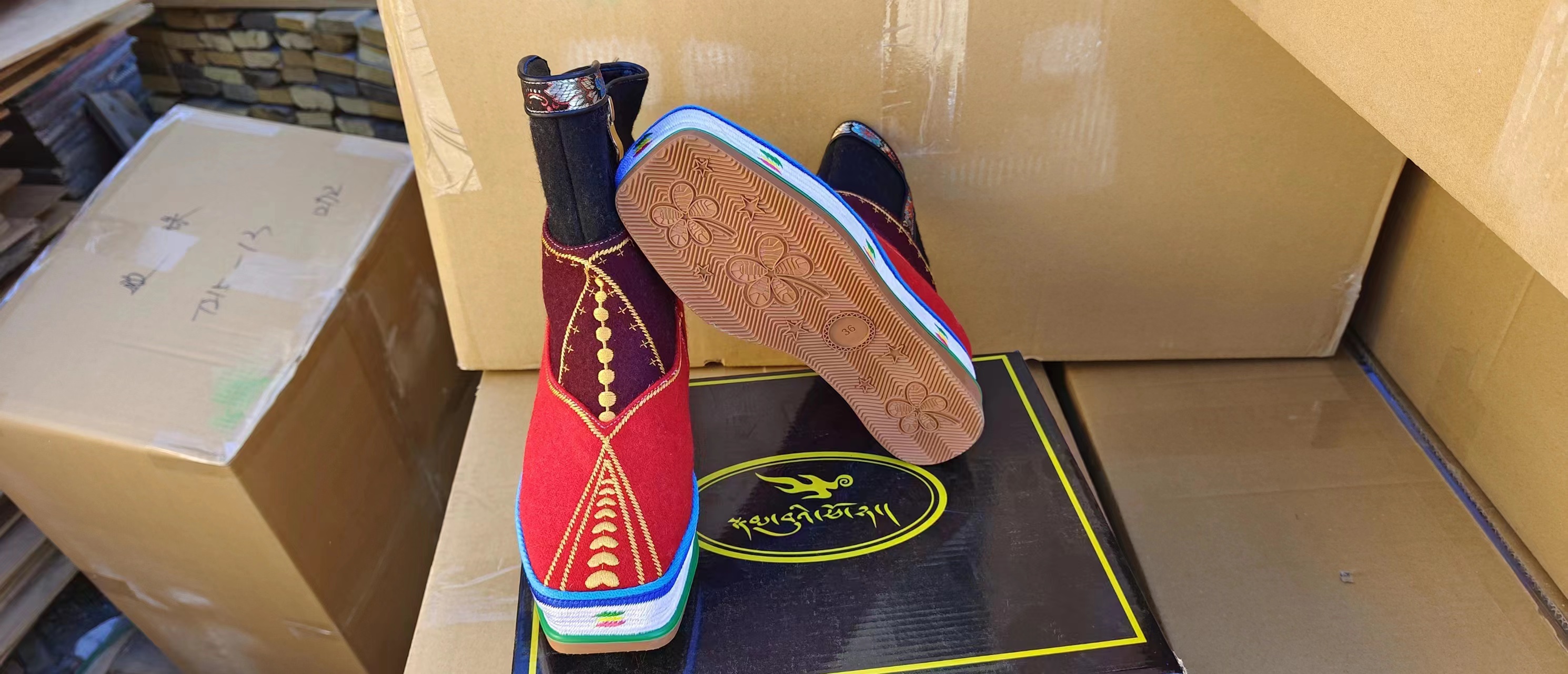 藏靴女鞋加绒保暖